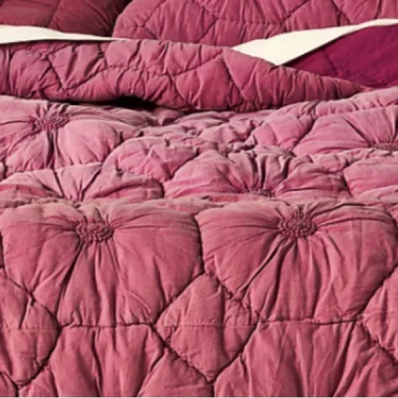 Anthropologie Estie Voile Quilt w 2 Euro Shams in Purple-King - Picture 5 of 5